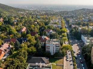 Eladó családi házBudapest, II. kerület, földszint