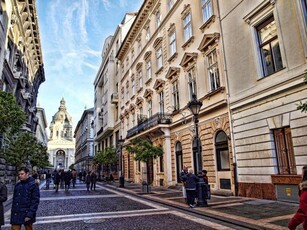 Kiadó téglalakás, albérlet Budapest, V. kerület, 2. emelet