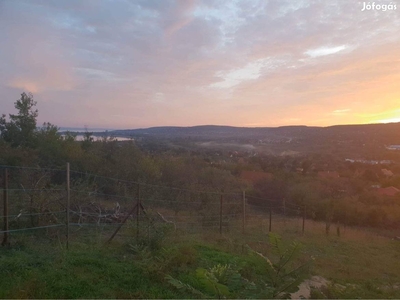 Balatonfűzfőn panorámás telek - Fűzfőgyártelep, Balatonfűzfő, Veszprém - Telek, föld