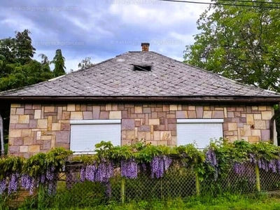 Eladó családi ház - Markaz, Heves megye