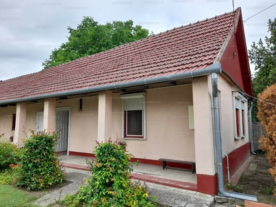 Eladó családi ház - Tápióbicske, Pest megye