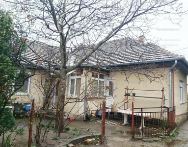 Eladó családi ház - XVIII. kerület, Liptáktelep