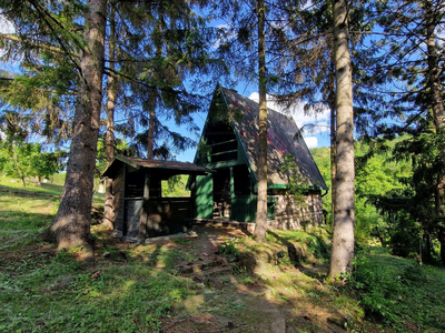 Eladó hétvégi házas nyaraló - Gyöngyös, Farkasmály