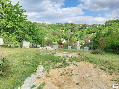 Eladó lakóövezeti telek - Pécs, Deindol