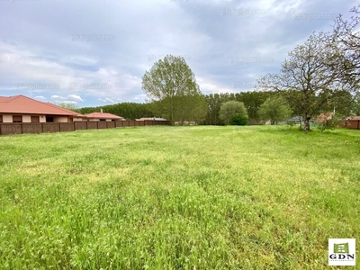 Eladó lakóövezeti telek - Téglás, Hajdú-Bihar megye