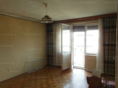 Eladó tégla lakás - Esztergom, Aranyhegy