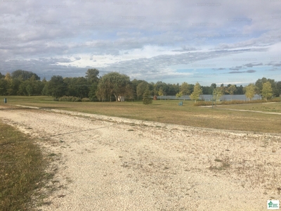 Eladó üdülőövezeti telek - Környe, Komárom-Esztergom megye