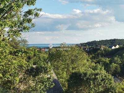 Balatonalmádi, ingatlan, telek, 28.000.000 Ft