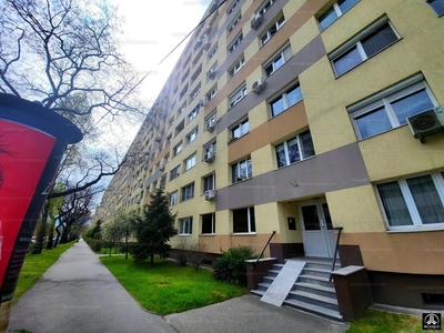 Eladó panel lakás - XI. kerület, Fehérvári út