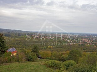 Eladó telek Pécs