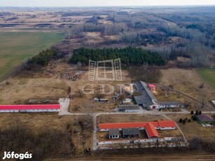 Eladó ipari ingatlan Tura, Tura csendes, vadregényes részén