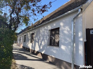 Eladó téglalakás Budaörs, Szabadság út