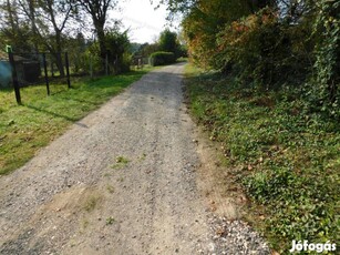 Eladó zártkert a Zselickertvárosban Kaposváron.