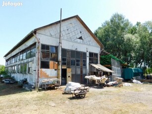 Nagykáta, eladó, folyamatosan működő faipari műhely, a működéshez