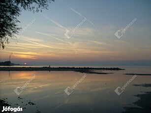 Siófok, eladó társasházi lakás