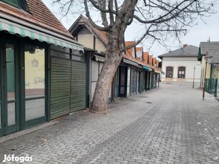 Siófok, Sétány utca, 25 m2-es, üzlethelyiség utcai bejárattal