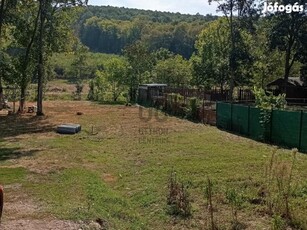 Szálka lakóövezetében eladó telek!