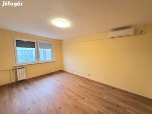 Teljesen felújított lakás eladó a Gamma House Budapest kínálatában.