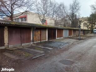 Újszegedi garázs ,Újszeged ,Odessza Baross utca Eladó