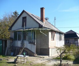 Eladó felújítandó ház - Debrecen