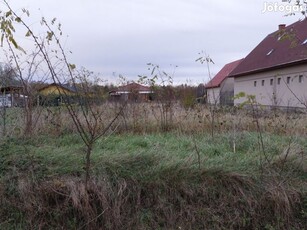 Siófok, József Attila utca, 815 m2-es, telek