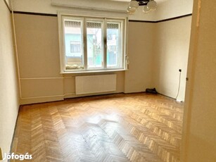 XV. Kerület, Szentmihályi út, 50 m2-es, házrész, 1 szobás, jó állapotú