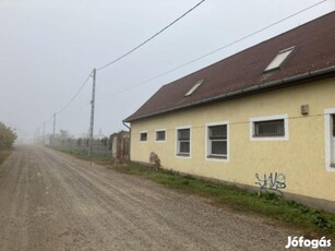 Eladó gyöngyösi műhely