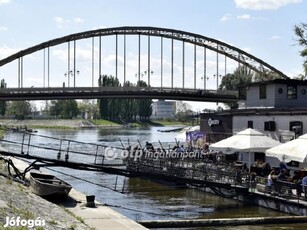 Győri 63 nm-es lakás eladó