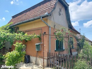 XVII. Kerület, Rákoshegy, 96 m2-es, családi ház, 3 szobás, átlagos