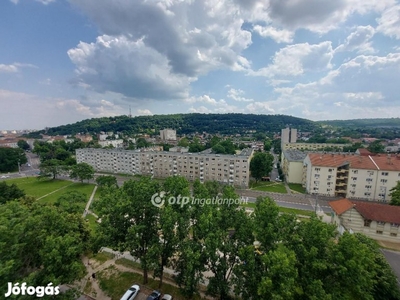 Eladó Lakás, Miskolc