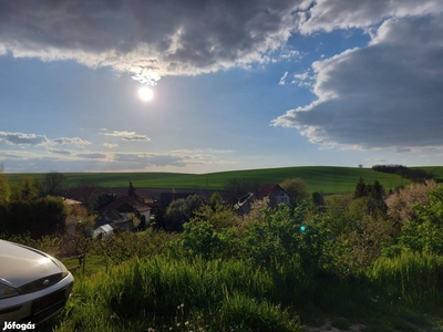 Összközműves, panorámás építési telek Únyon - Úny, Komárom-Esztergom - Telek, föld