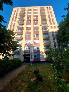 Eladó felújítandó panel lakás - Budapest X. kerület