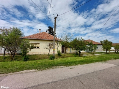 Endrődön hőszigetelt stabil téglaház ipari árammal ízlésed szerint - Endrőd, Gyomaendrőd, Békés - Ház