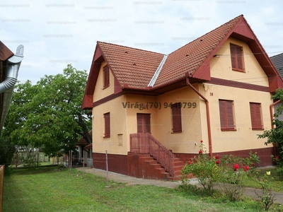 Eladó családi ház - Debrecen, Homokkert