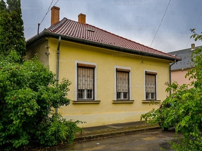 Eladó családi ház - Miskolc, Avasalja utca