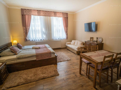 Eladó szálloda, hotel, panzió - Gyula, Kossuth Lajos utca 10.