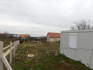 ELADÓ PANORÁMÁS BEÉPÍTHETŐ KÜLTERÜLETI TELEK BALATONALMÁDIBAN