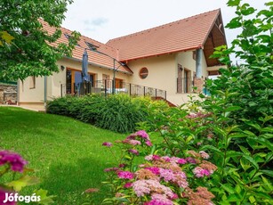 Panorámás Balatonfüredi ház eladó tulajdonostól