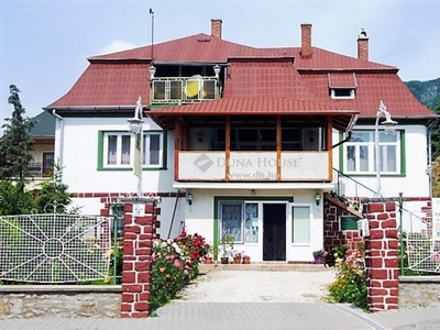 Badacsonytomaj, ingatlan, ház, 310 m2, 230.000.000 Ft