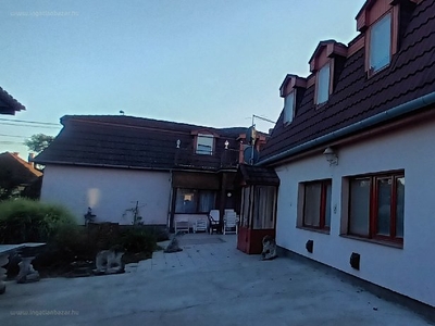 Balatonszabadi, ingatlan, ház, 320 m2, 97.000.000 Ft