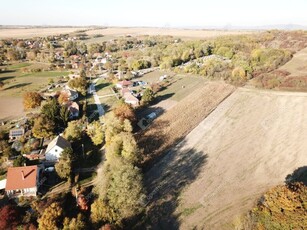 Eladó telekKömlőd