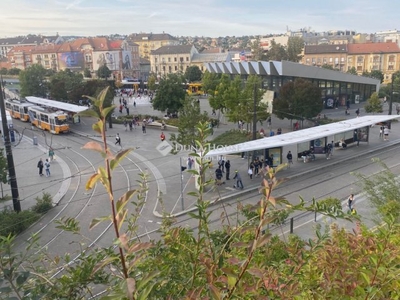 Eladó téglalakásBudapest, I. kerület, földszint