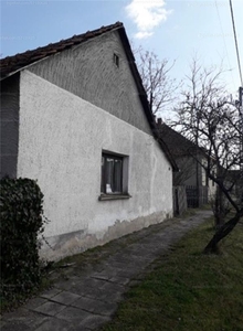 Eladó vidéki ház