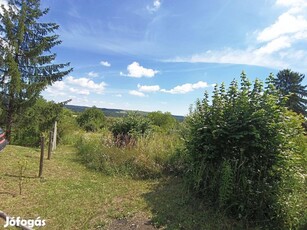 Vác- Felső Török-hegyen eladó 1314 m2-es építési telek eladó