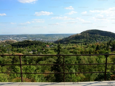 Eladó üdülőövezeti telek - Budaörs, Frankhegy