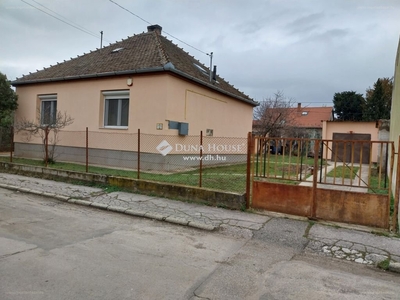 Pécs, ingatlan, ház, 82 m2, 64.900.000 Ft