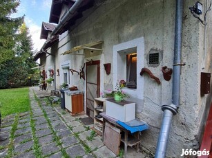 Sopron Brennbergbányán eladó kertkapcsolatos garzon lakás!