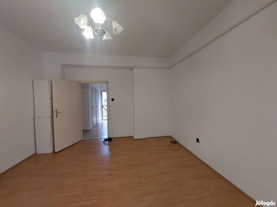 Eladó 1 szobás tégla lakás a Vénusz utcában 23,5 M Ft! - XXI. kerület, Budapest - Lakás
