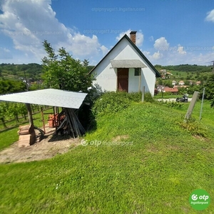 Eladó családi ház - Szekszárd, Parászta utca