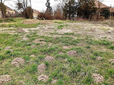 Eladó lakóövezeti telek - Kömlőd, Komárom-Esztergom megye